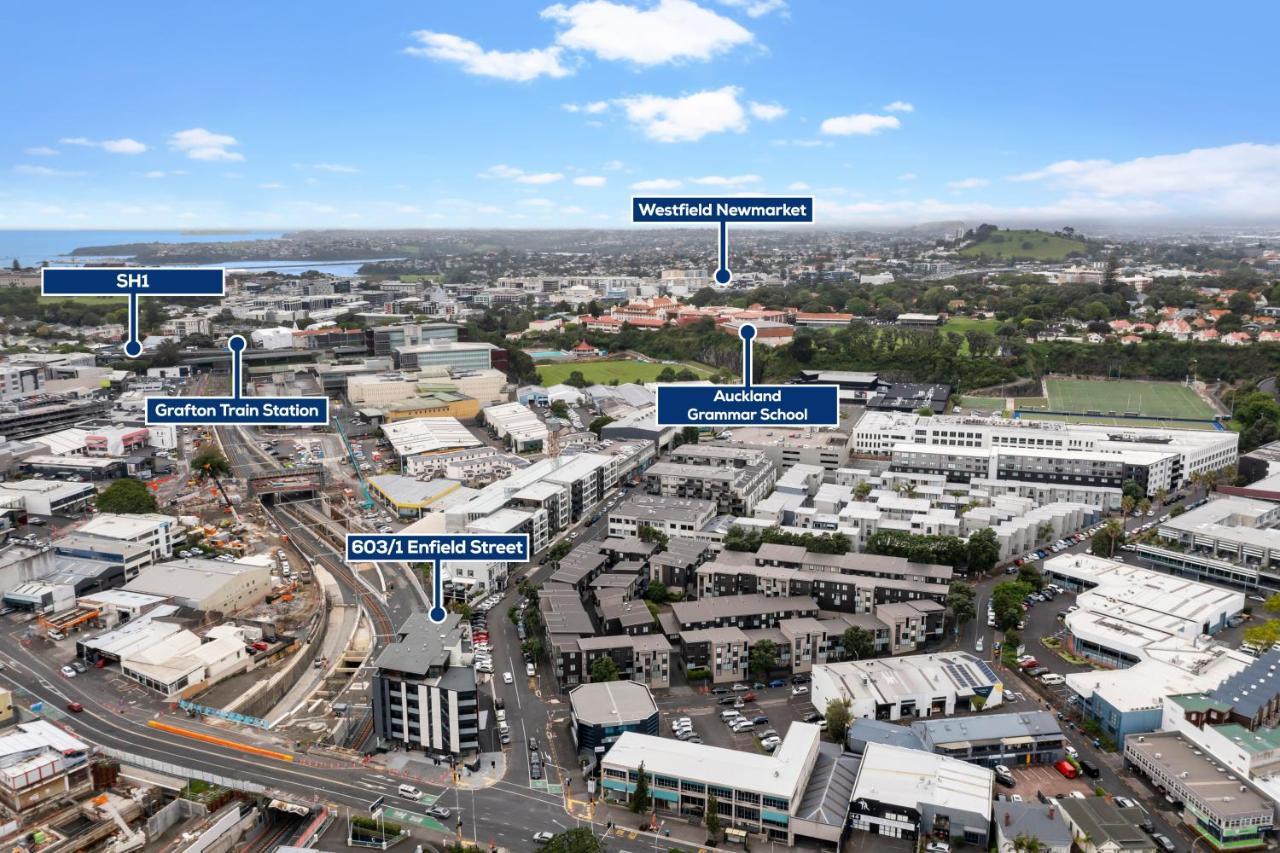 Enfield Sky - Brand New Luxury Penthouse Apartment Auckland Bagian luar foto